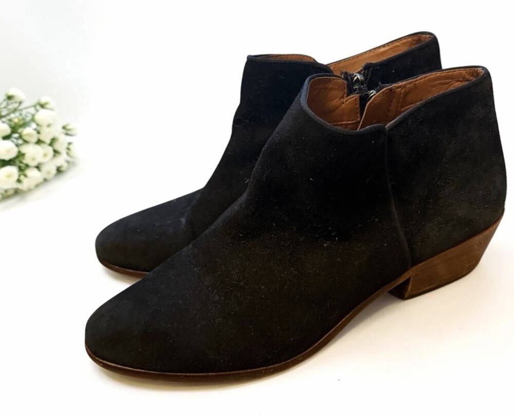 SAM EDELMAN Women’s Petty Boot Size 8 Black Suede Classic Bootie Low Block Heel
